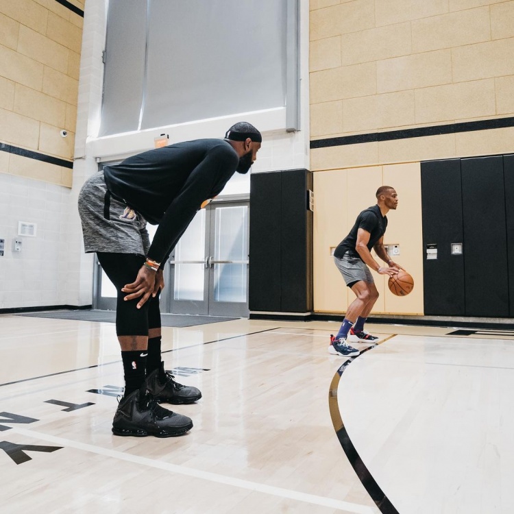 卡约德：会梦想被意大利征召；大力手抛界外球能力是天生的（卡约德：盼入选意大利国家队；大力手抛界外球是与生俱来的天赋）