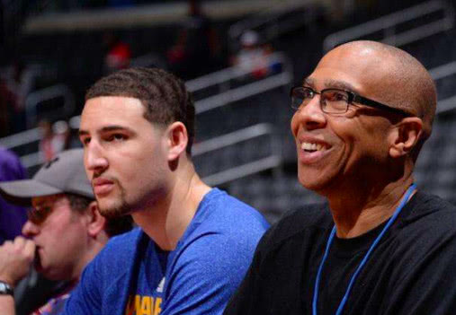 阿斯：塞维利亚冬窗想补强锋线，有意多特前锋法比奥-席尔瓦（阿斯：塞维利亚欲在冬窗补强锋线，看中多特前锋法比奥-席尔瓦）