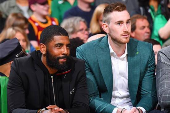 马钦：C罗是禁区杀手，但梅西比他更能凭一己之力赢得比赛（马钦：C罗擅长禁区终结，梅西单枪匹马赢球的能力更强）