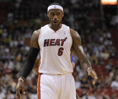 托莫里：在米兰感到被重视和支持；继续努力争取重回英格兰队（托莫里：在米兰感到信任与支持，仍将全力争取重返英格兰队）