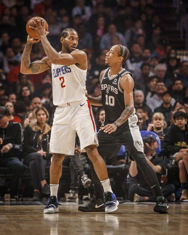 恰20：尼科-帕斯？他进步了很多很有前途，但我不关注对手（恰20谈尼科-帕斯：进步显著前景可期，我只专注本队）