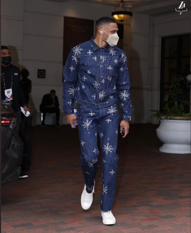 李金羽：只要大家愿意来看球，哪怕骂我，我也高兴（李金羽：只要球迷愿进场，挨骂我也开心）