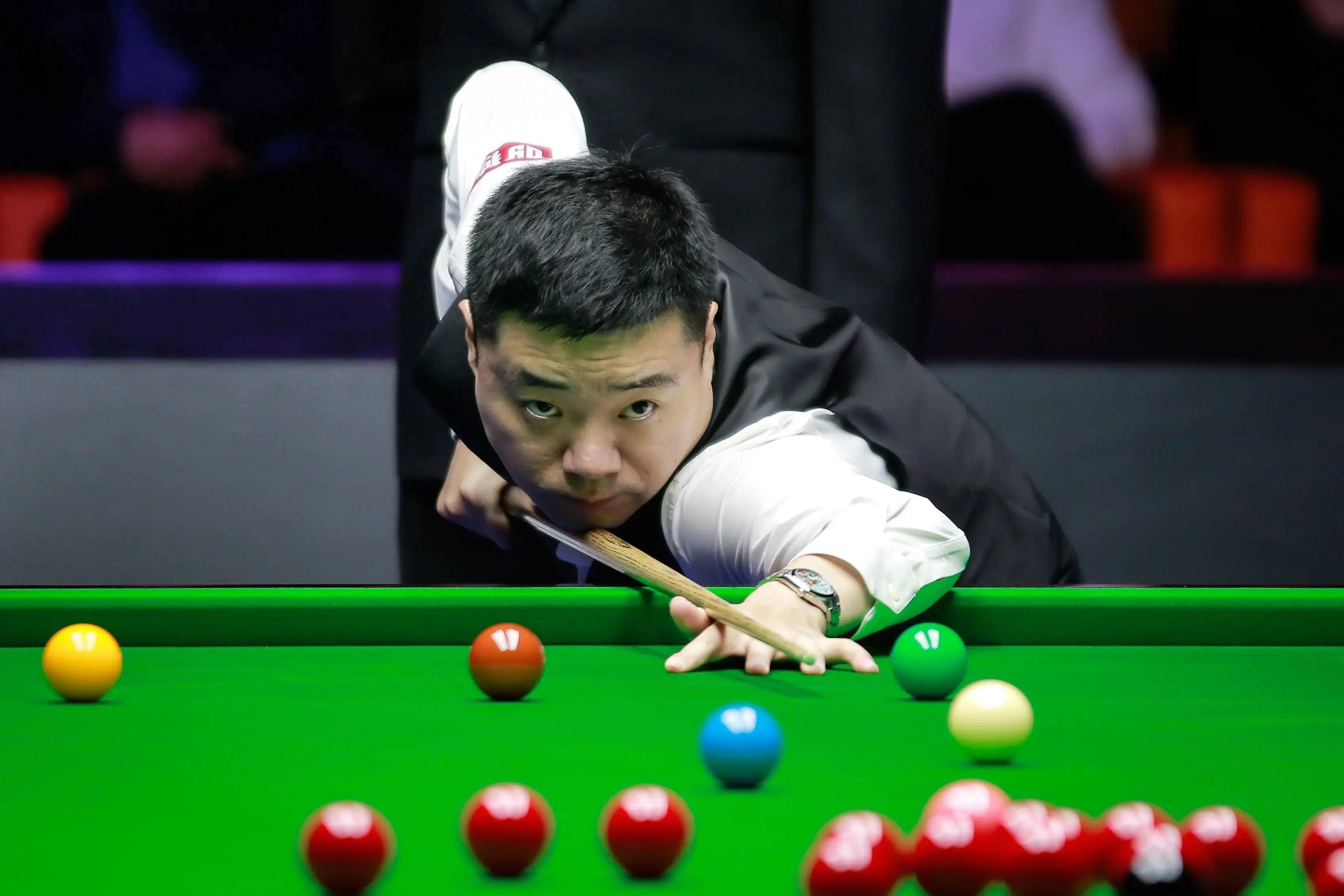 媒体与转播 媒体与转播